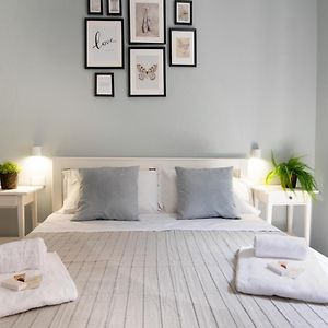 Ad Maiora Suite